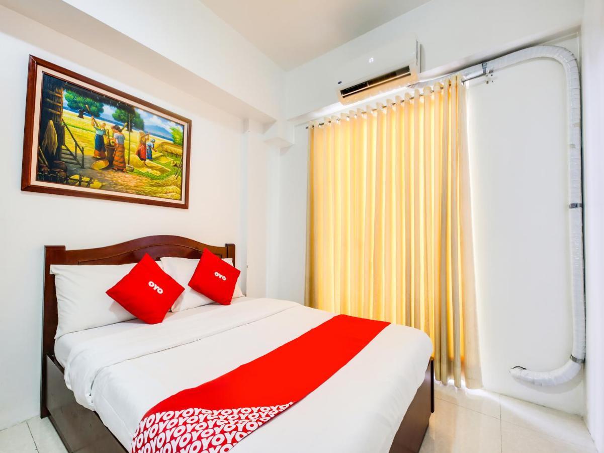 Oyo 893 Dian Suites Makati Manila Exterior photo